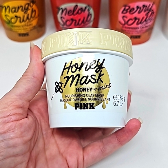 Victoria’s Secret PINK | Honey Clay Face Mask Scrub | Vitamin E, Mint & Honey - Picture 1 of 4